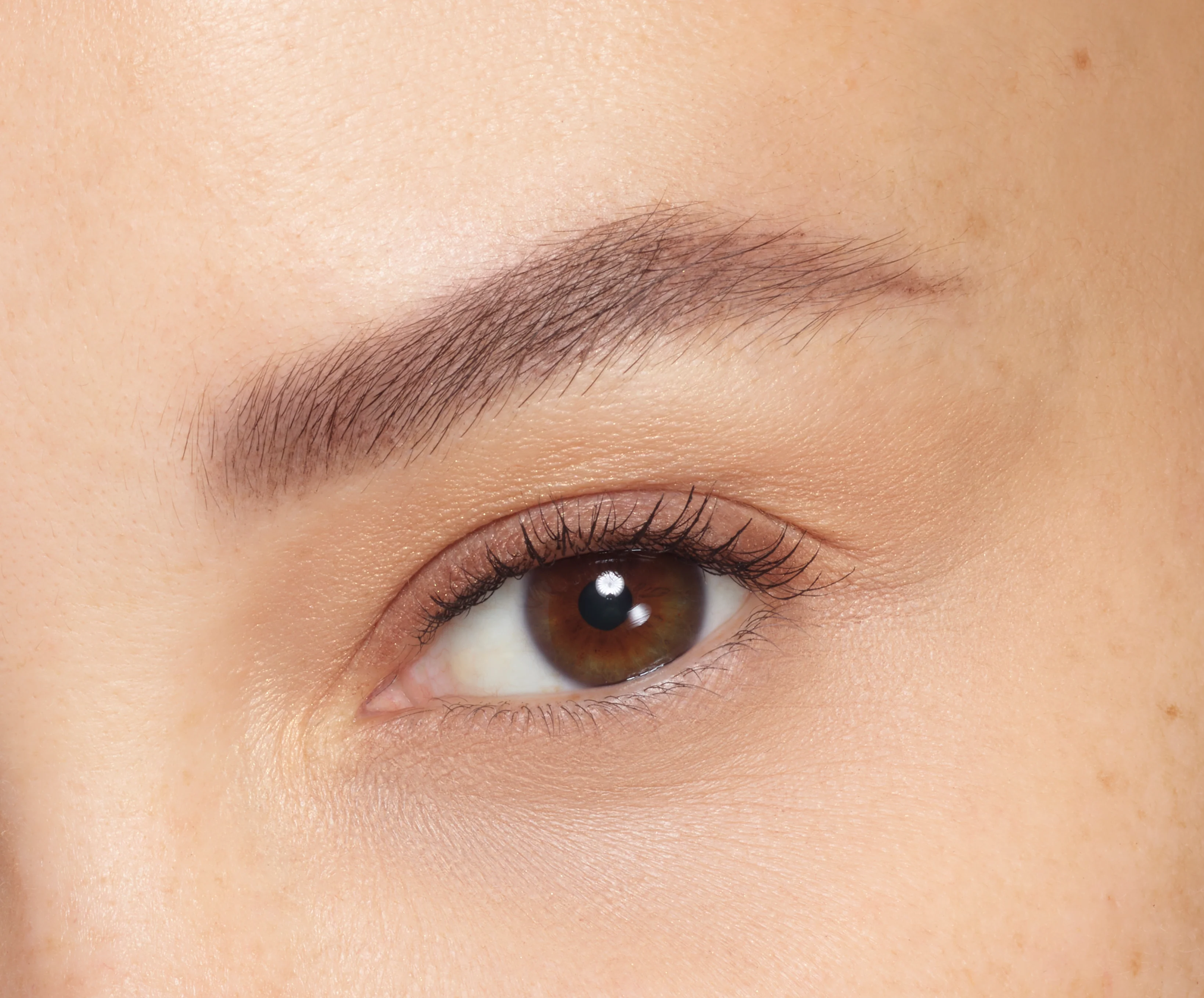 Crayon Sourcils ColorStay™ Brow Pencil - Image 7